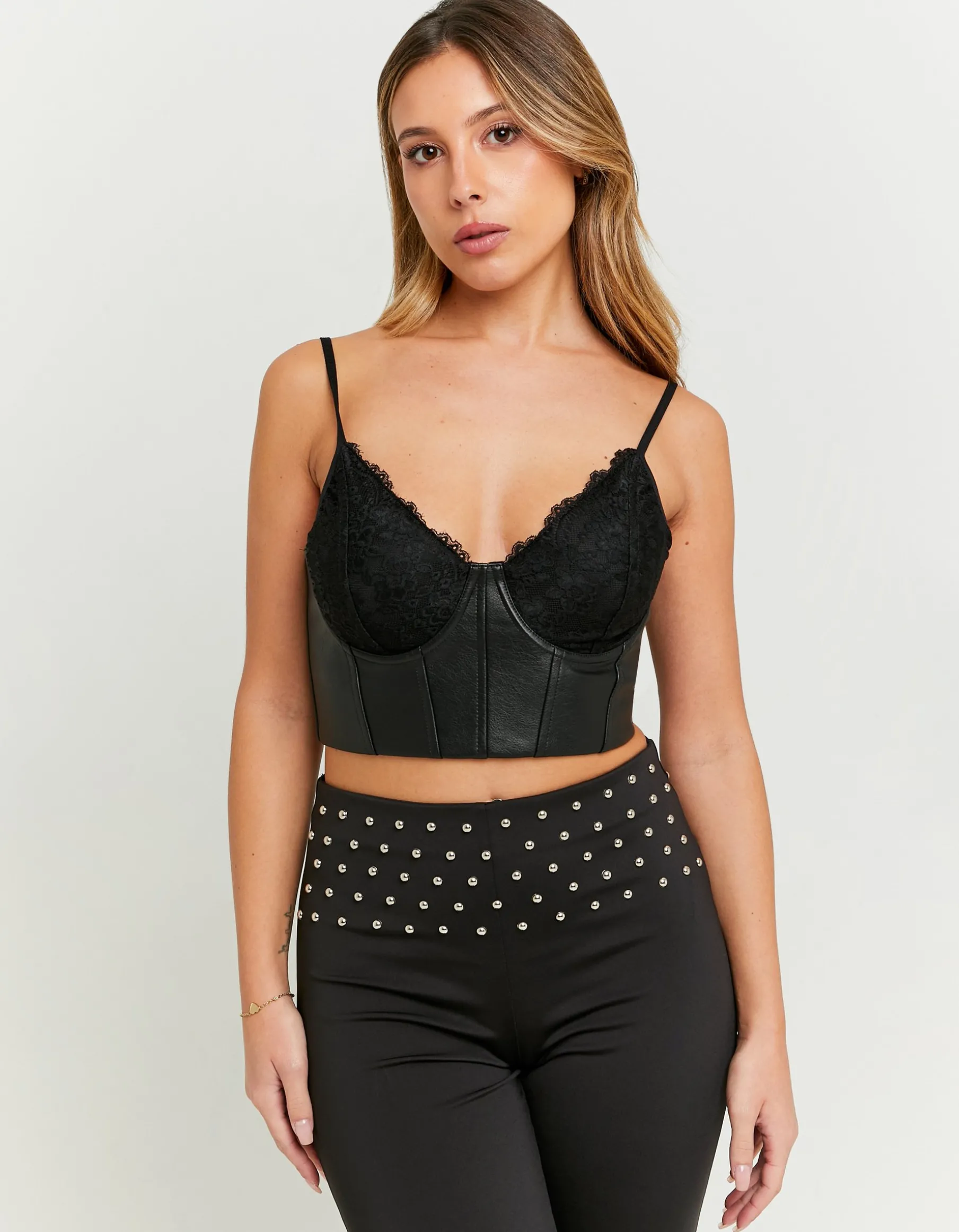 Tally Weijl Top^Bralette in Finta Pelle Nera con Coppe in Pizzo